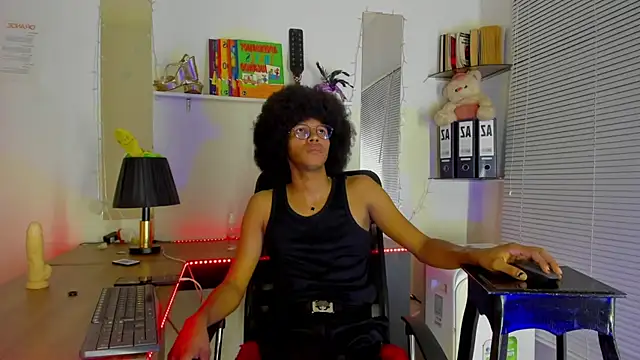 Snapshot of DEAMOL chatting on November 8, 6:29 pm DEAMOL online show from November 8, 6:29 pm