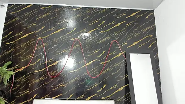 Snapshot of invincible200 chatting on September 14, 1:54 pm invincible200 online show from September 14, 1:54 pm