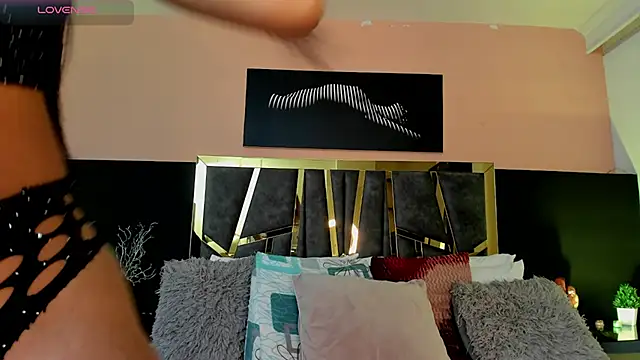 ScarletTorres online show from December 2, 6:25 pm