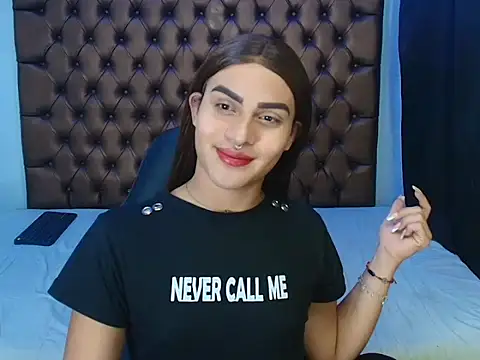 lailahdark online show from November 29, 4:26 am