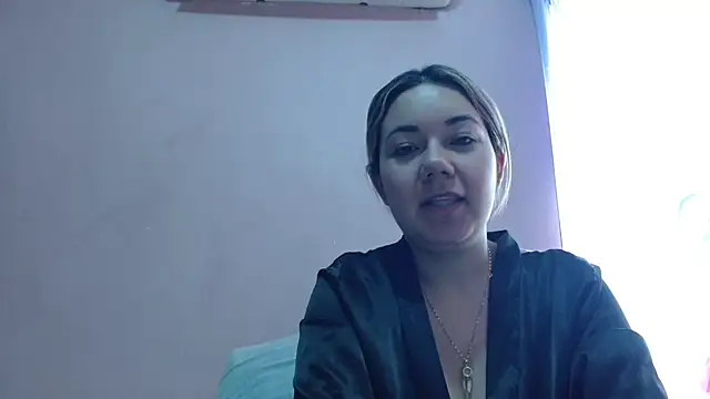 Snapshot of Fabii15 chatting on October 7, 8:28 pm Fabii15 online show from October 7, 8:28 pm