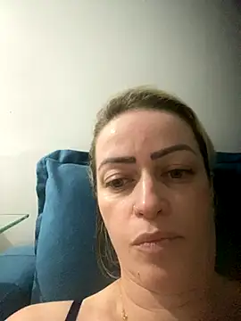 Snapshot of Alerquinasc chatting on November 7, 2:55 am Alerquinasc online show from November 7, 2:55 am