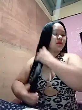 Snapshot of Jeel_2012 chatting on November 1, 10:39 am Jeel 2012 online show from November 1, 10:39 am