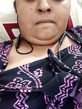 Sexey-Rani online show from November 17, 8:31 am