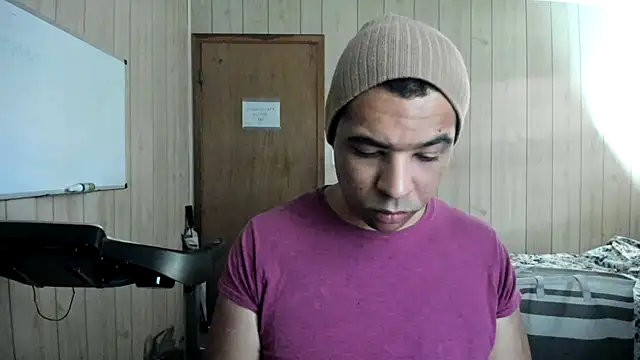 Snapshot of NaturalBeautyQueen chatting on September 29, 1:16 pm NaturalBeautyQueen online show from September 29, 1:16 pm