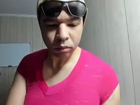 Snapshot of NaturalBeautyQueen chatting on November 4, 10:03 am NaturalBeautyQueen online show from November 4, 10:03 am