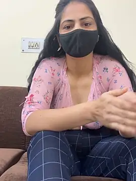 SashaPatel online show from November 28, 3:20 am