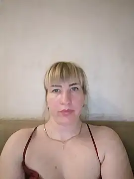 Snapshot of babyjessi chatting on November 13, 9:14 pm babyjessi online show from November 13, 9:14 pm