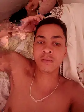 carloseduardo200319 online show from January 18, 1:04 pm