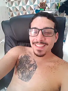 Snapshot of branquintatto chatting on October 14, 5:36 pm branquintatto online show from October 14, 5:36 pm
