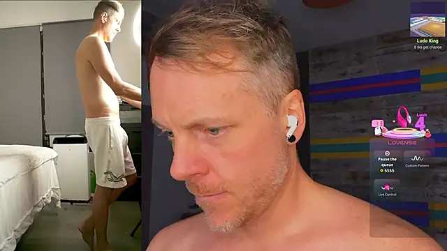 Snapshot of lukas_24 chatting on September 27, 12:48 am lukas 24 online show from September 27, 12:48 am