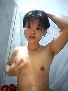 LinhNa999 online show from November 18, 1:44 am