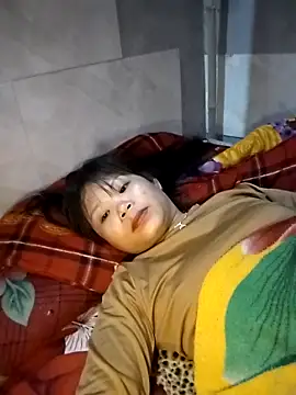 Snapshot of LinhNa999 chatting on January 17, 12:21 pm LinhNa999 online show from January 17, 12:21 pm