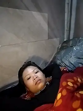 Snapshot of LinhNa999 chatting on February 8, 6:28 am LinhNa999 online show from February 8, 6:28 am