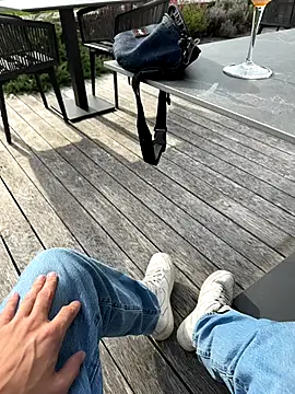 Snapshot of Manu97k chatting on September 16, 2:40 pm Manu97k online show from September 16, 2:40 pm