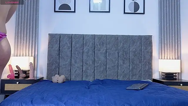 Liam forest  online show from April 21, 3:35 am