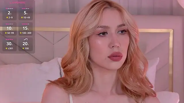 VelvetHell online show from September 15, 3:39 am