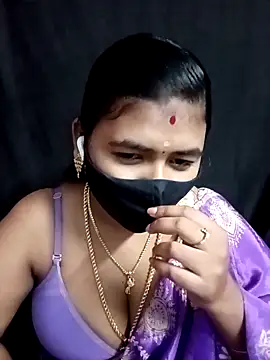 Snapshot of Tamil_Lotus chatting on September 18, 5:59 pm Tamil Lotus online show from September 18, 5:59 pm