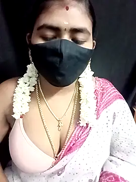 Snapshot of Tamil_Lotus chatting on September 25, 5:16 pm Tamil Lotus online show from September 25, 5:16 pm