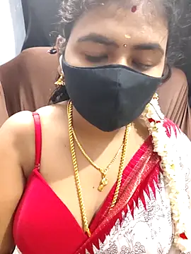 Snapshot of Tamil_Lotus chatting on October 21, 5:24 pm Tamil Lotus online show from October 21, 5:24 pm