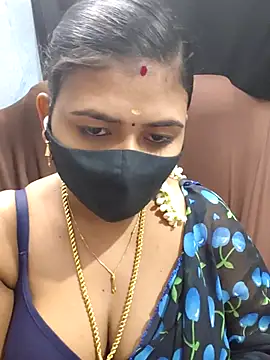 Snapshot of Tamil_Lotus chatting on December 15, 6:12 pm Tamil Lotus online show from December 15, 6:12 pm