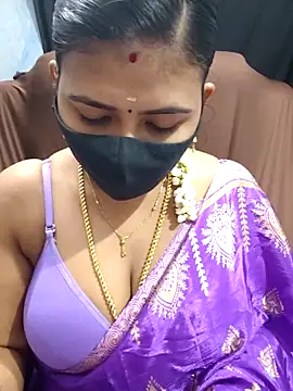 Snapshot of Tamil_Lotus chatting on December 16, 5:29 pm Tamil Lotus online show from December 16, 5:29 pm