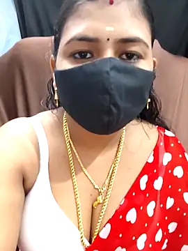 Snapshot of Tamil_Lotus chatting on December 17, 5:08 pm Tamil Lotus online show from December 17, 5:08 pm