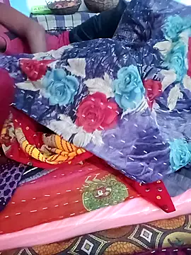 Snapshot of Sonabhabhi96 chatting on October 24, 7:32 pm Sonabhabhi96 online show from October 24, 7:32 pm