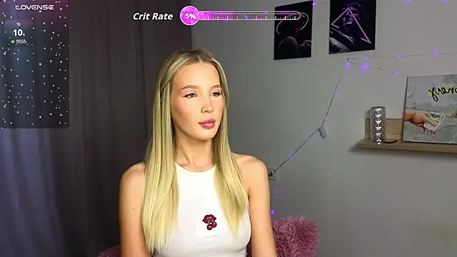 Snapshot of _Cutiefull_Lion_ chatting on September 15, 5:29 am Cutiefull Lion online show from September 15, 5:29 am