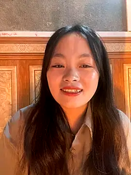 Julia-Elsa online show from November 8, 7:19 am