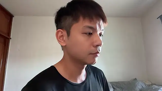 Foxfoxfox4 online show from March 7, 11:35 pm