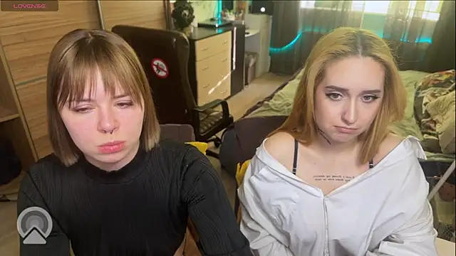 xxx sandra  online show from March 25, 2:23 pm