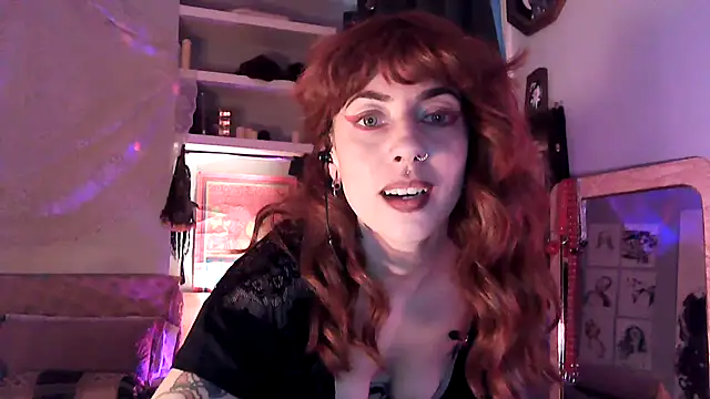 Snapshot of Sirenlucy chatting on November 19, 3:45 pm Sirenlucy online show from November 19, 3:45 pm