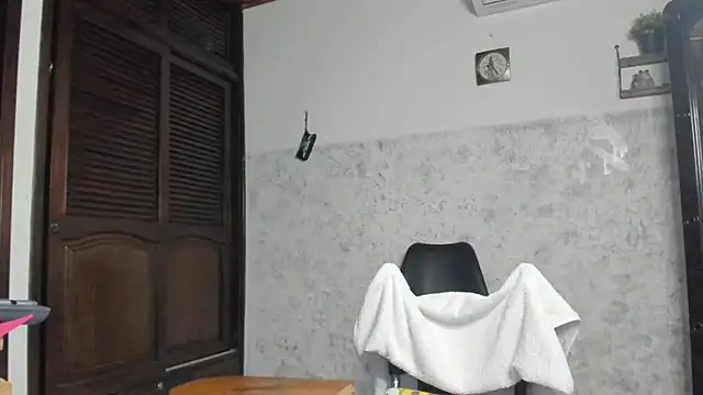 marly charm  online show from October 30, 4:14 am