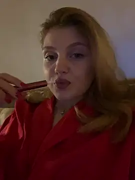 Snapshot of Emaline_Fane chatting on November 4, 6:51 pm Emaline Fane online show from November 4, 6:51 pm