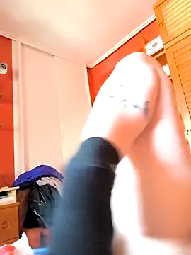 Junani2231 online show from April 5, 2:47 pm