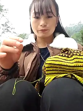 Snapshot of Sunyinn chatting on October 31, 1:06 am Sunyinn online show from October 31, 1:06 am