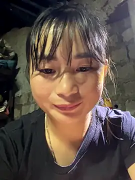 Snapshot of Sunyinn chatting on November 12, 1:33 pm Sunyinn online show from November 12, 1:33 pm