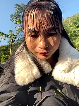 Snapshot of Sunyinn chatting on November 23, 1:05 am Sunyinn online show from November 23, 1:05 am