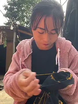 Sunyinn online show from December 20, 3:02 am