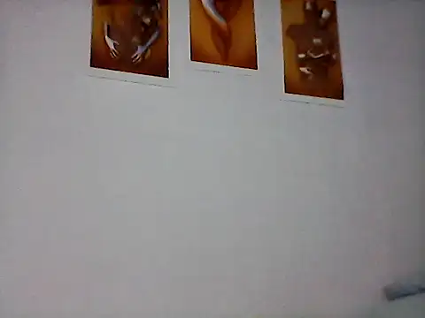 nhayasquirt online show from November 18, 9:25 am