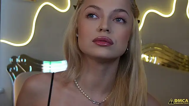 Snapshot of kellypeachcake chatting on September 23, 5:10 am kellypeachcake online show from September 23, 5:10 am