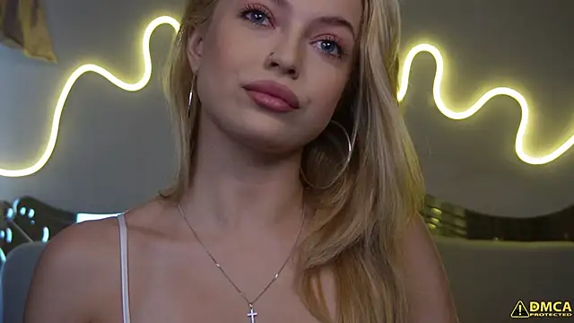 Snapshot of kellypeachcake chatting on October 8, 5:05 am kellypeachcake online show from October 8, 5:05 am