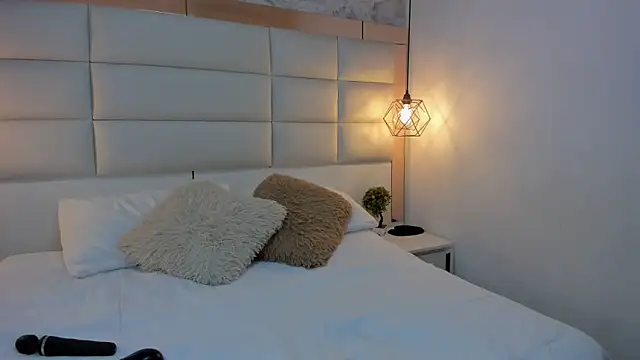 Dali collin online show from October 28, 1:14 pm