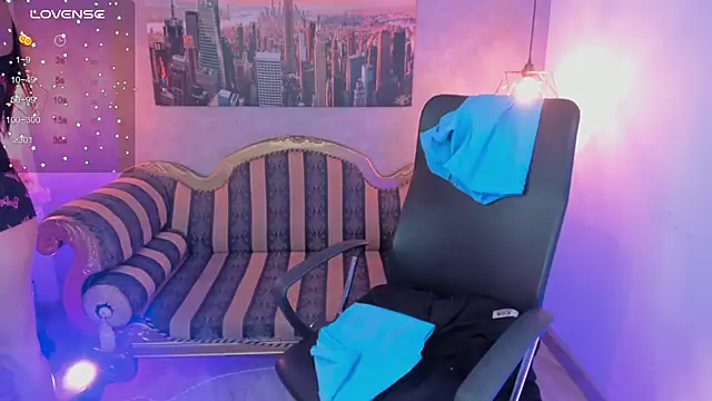 Dali collin online show from November 29, 12:19 pm