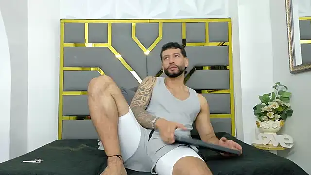 yorbymaxx online show from September 13, 2:06 pm