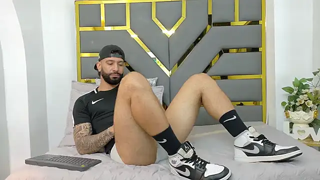 yorbymaxx online show from October 6, 2:14 pm