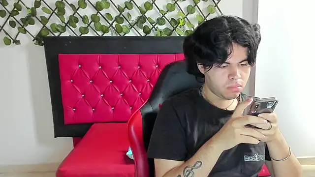 Lady Evelynn online show from October 15, 5:13 pm