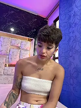 Snapshot of DayanaDG chatting on November 19, 6:19 pm DayanaDG online show from November 19, 6:19 pm