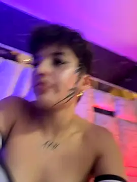 Snapshot of DayanaDG chatting on November 22, 11:04 pm DayanaDG online show from November 22, 11:04 pm